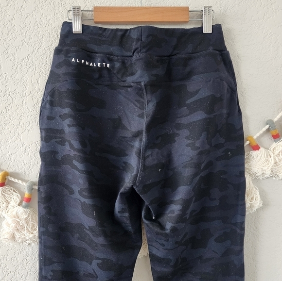 Alphalete Blue Camo Tappered Joggers Comfort Run Lounge Mens S - Picture 9 of 12